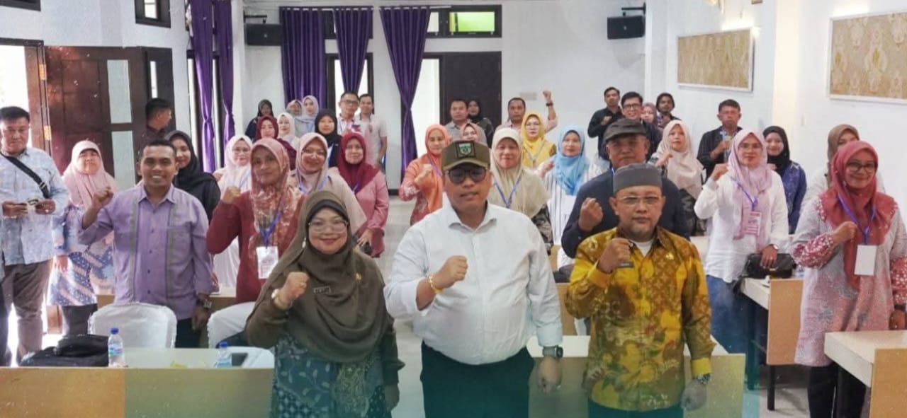 Wako Hendri poto bareng peserta pelatihan